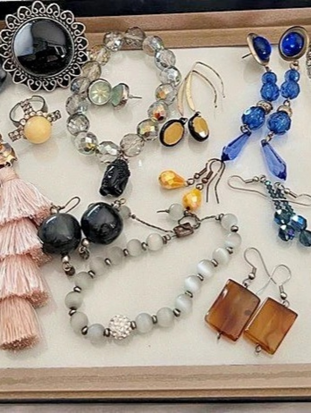 Assorted Statement vintage jewelry lot -20 pc